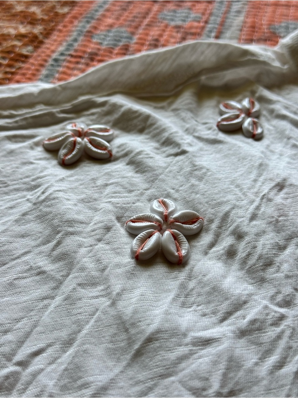 CELANDINE - Shell Oversized Tee - Picture 3 of 5